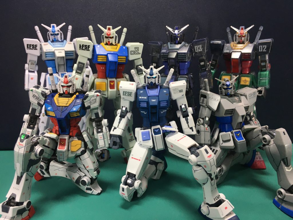 我が家のRX-78シリーズと一緒に。(上段右から) エントリーグレード ガンダム(リアルタイプカラー) 同 G-3ガンダム(ソリッドクリア) 同 ガンダム (同時投稿) 同 ガンダム(スノーイメージカラー)(下段右から) HGUC G-3ガンダム(REVIVE) ガンダムF00