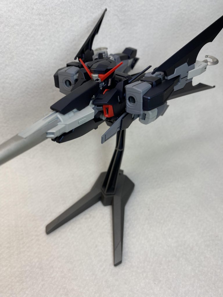 飛行形態にしてもポロリがなく安定して飾れます。