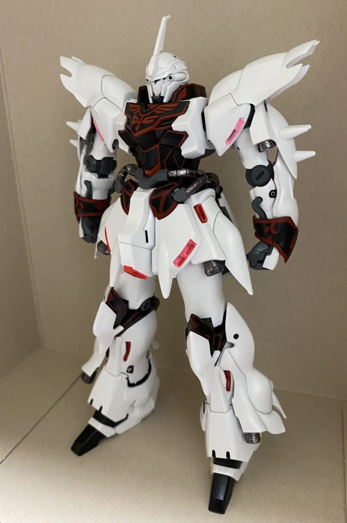 背負い物や武装など無しでパイプなどはガンダムマーカーのヘビーガンメタリックで