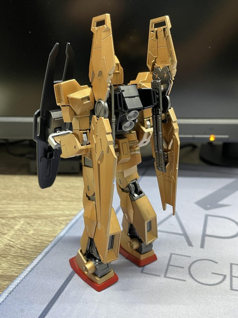 余剰パーツのあり合わせで作った物ですが、想像よりはるかに百式しててびっくりです(´∀｀)