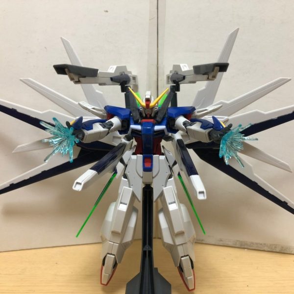 デスティニーガンダムE-L(エンジェル-ルシファー)