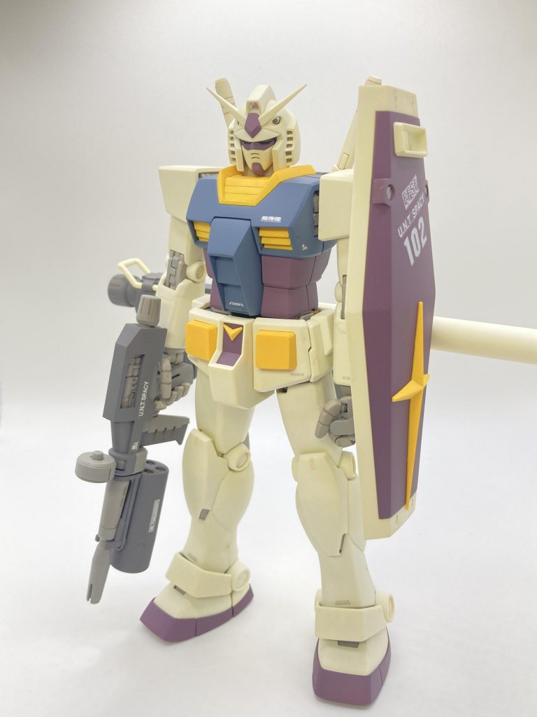 スーパースムースクリアをトップコートに初めて使用してみましたが、なるほど評判通りでした。デカールが上手く貼ってあれば、段差は簡単に消えてしまいますね