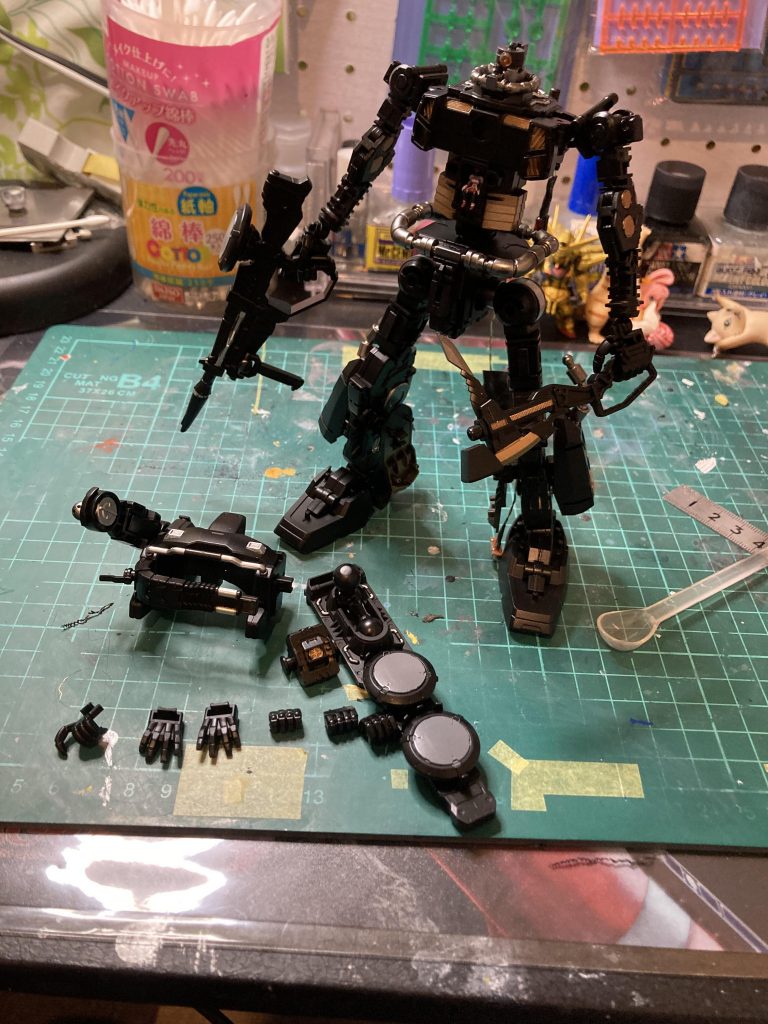 内部フレームは一部色分けを行いました!