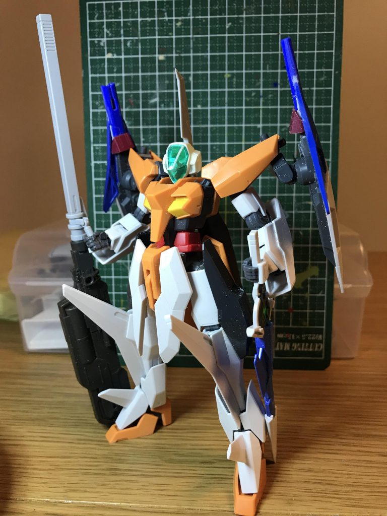 大体アリオスで、使いたいと思いつつ素直になれず使えなかったオプション類を装備させました。アリオスは元からカッコいいので顔だけ変えて別のキャラになってもらいました。