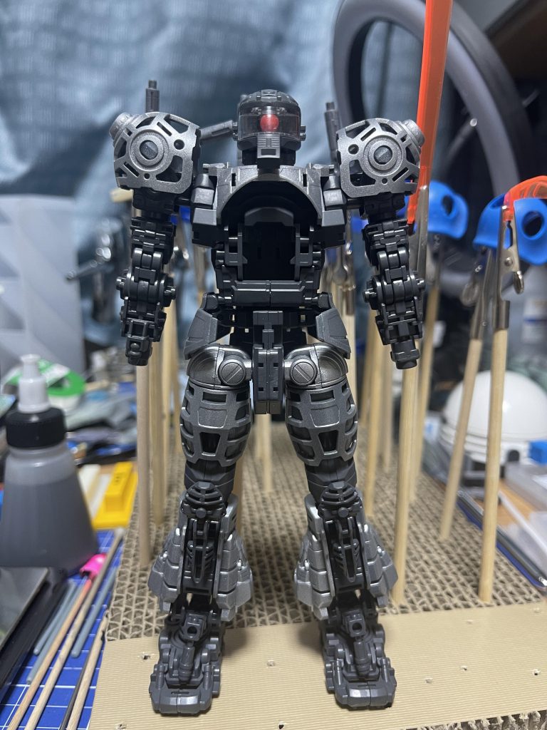 内部フレームはエボサフスーパーヘビーとシルバーにて塗装