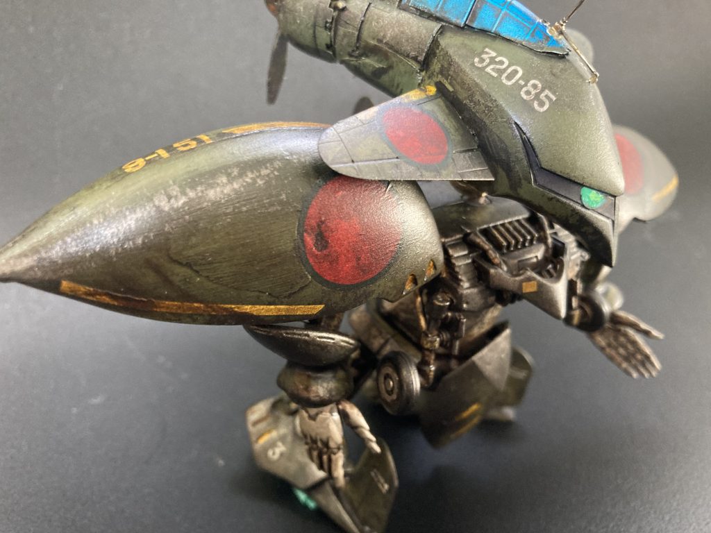 大きなSD頭にタミヤの1/72 三菱零式戦闘機をミキシング、スイッチ変換出来るようにしました^ ^