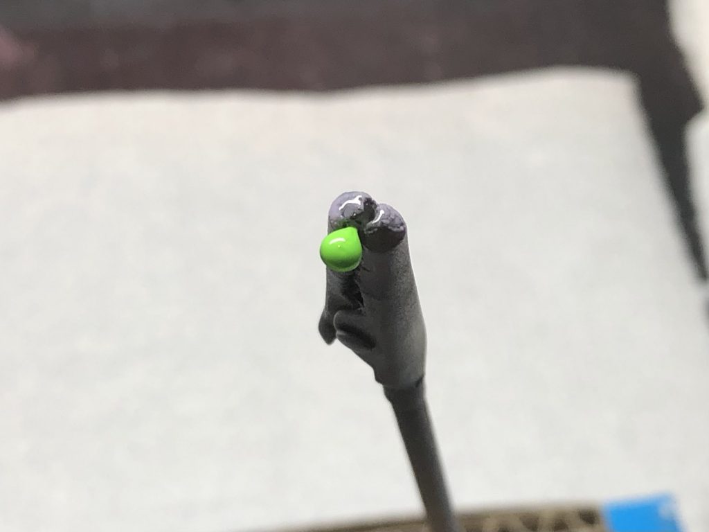 モノアイはHアイズをエナメルで。