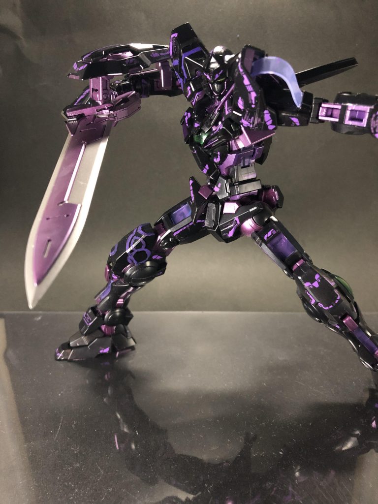 HGの箱絵っぽいやつも通常カラーとはやっぱりイメージ全然違いますね…