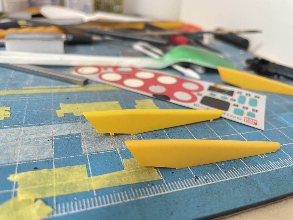 黄色はオレンジ下地のグラデ黄色にしてみましたが、よく分かりませんね😅