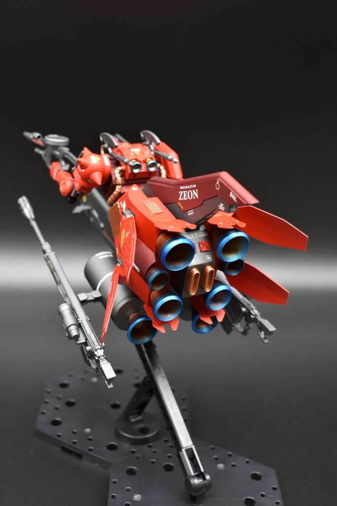 ブースターもゼーゴックのような形状と、サイドブースターは対艦ライフルに変更！ 