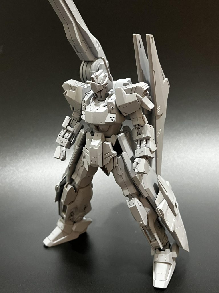 サフ状態塗装するよりこっちのがカッコいい・・・今回の課題としてキャンディ塗装を掲げていたので突き進みましたが、デルタプラスのようなカラーリングにした方がカッコよかったんだろうなと少し後悔してます、、、