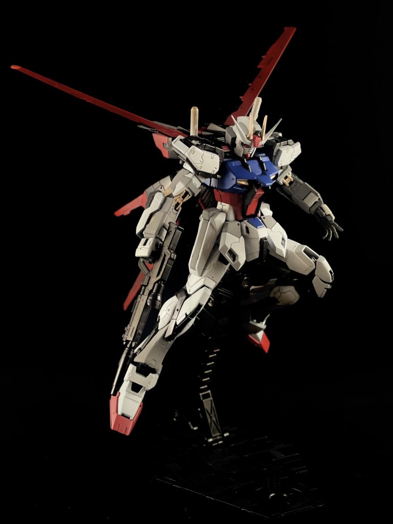 ガンプラ制作復帰後　第一弾目初エアーブラシでの塗装　なぜか水性ホビーカラーから入門初RG組み立て　（細かすぎてコクピットハッチ紛失）