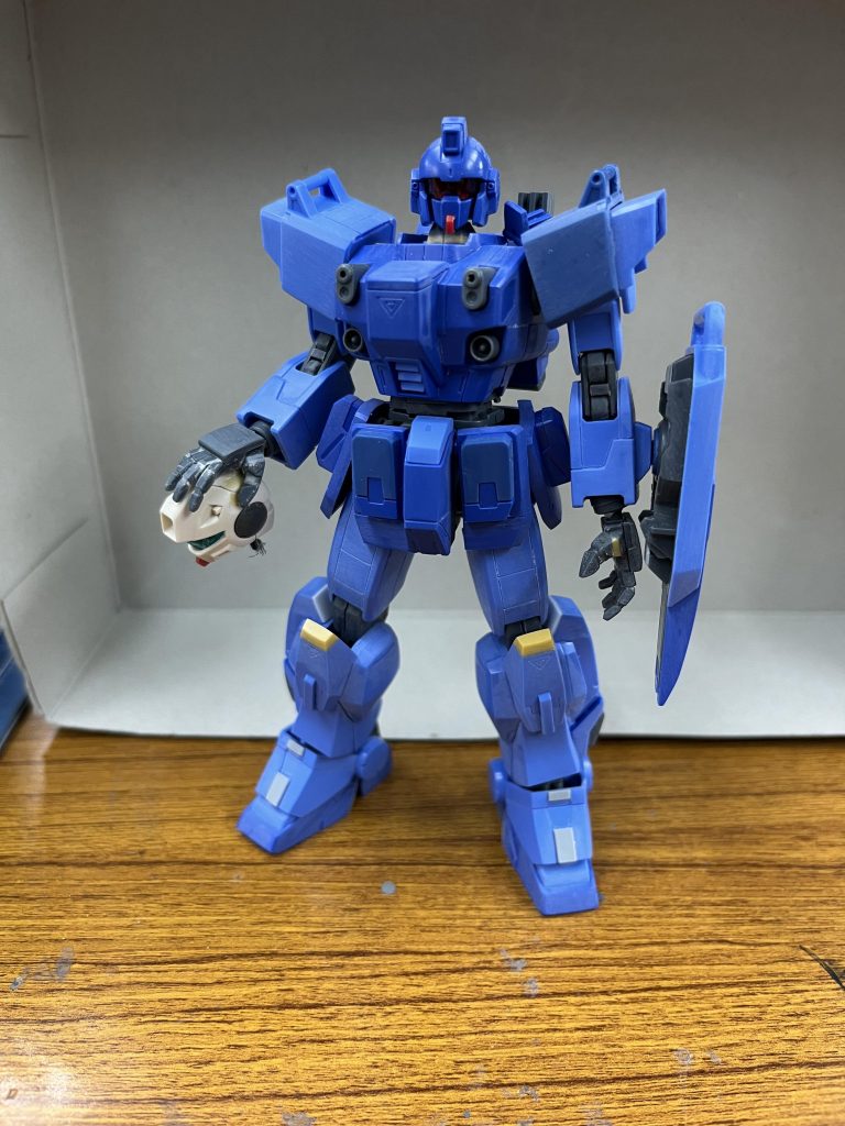 塗装直前2号機の予備部品をところどころに使用