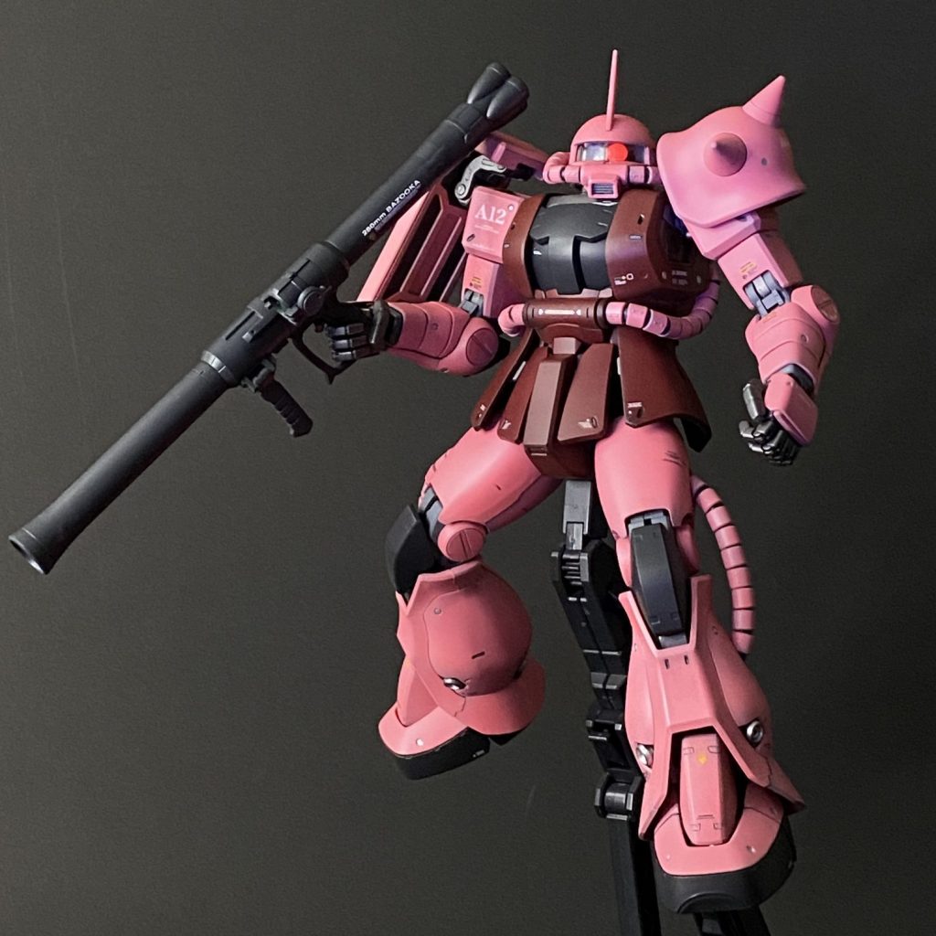MG 1/100 MS-06S シャア専用ザク Ver.2.0｜バンダイ ホビーサイト