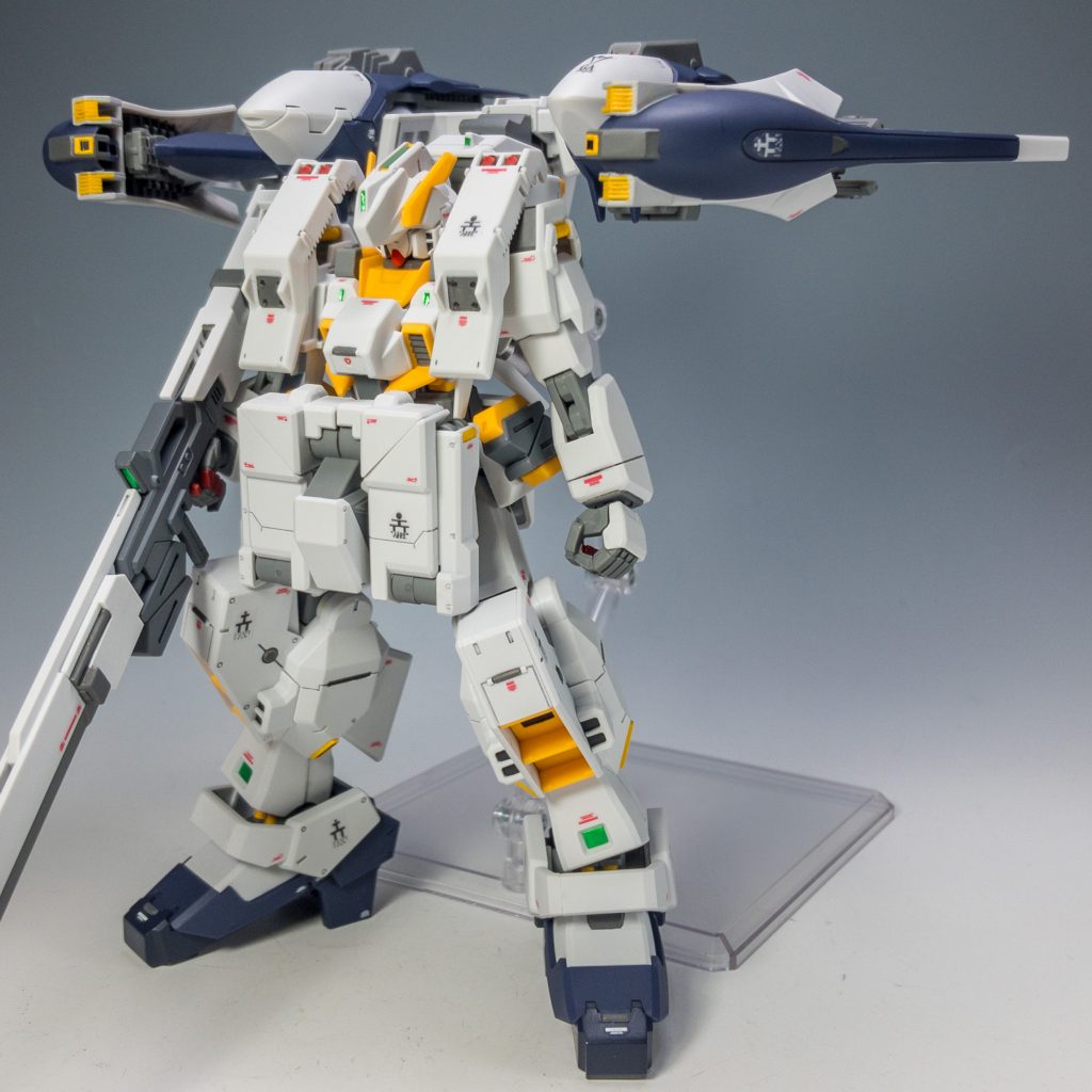 [ヘイズル・アウスラ]第四種兵装を再現。余剰パーツの光学センサーを取り付け、サイコ腕を外せば再現出来ます。