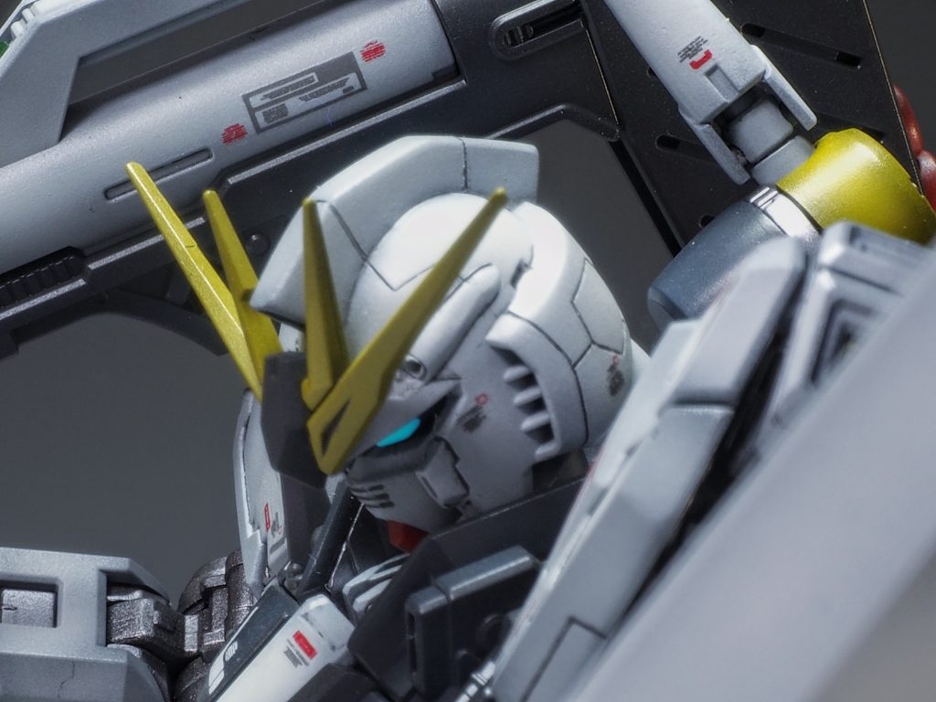 RGとのディテールの差を埋めるため苦手なスジボリをしました。