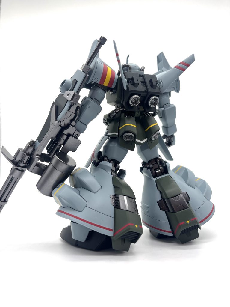 ラインデカールにめっちゃ苦戦…