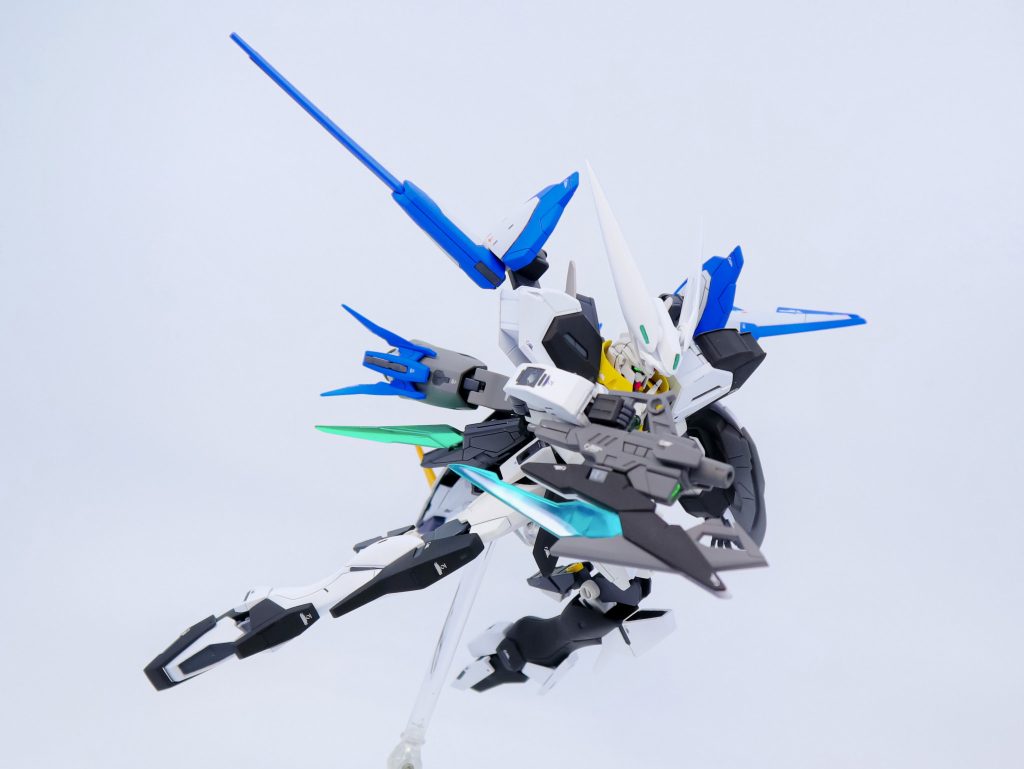 ジェミニ本体には他のバックウェポンを装備可能。