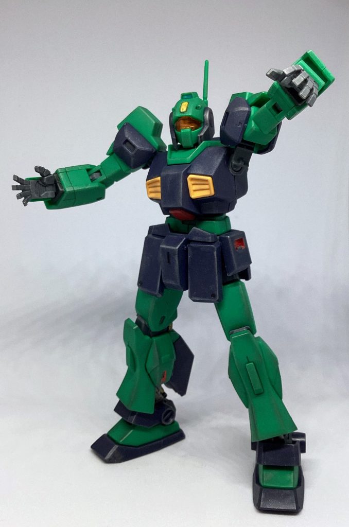 サイコガンダムみたいに構えても弱そう。