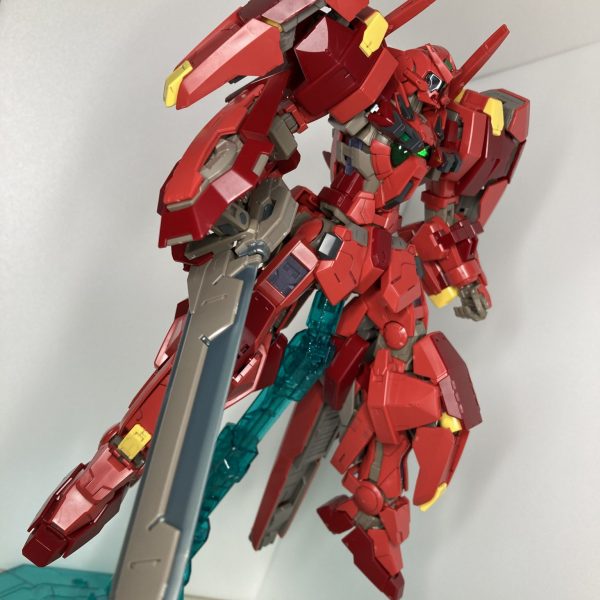 ーガンダムの力ァ、その身に刻めッ！ー
