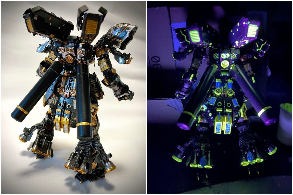 内部フレームも光らせますので、ただでさえ大変な内部フレームの塗装を、通常塗料と蛍光塗料でほぼ2回やってるということになります。クリア塗料なので重ね塗りしても元の色味がほとんど損なわれません。