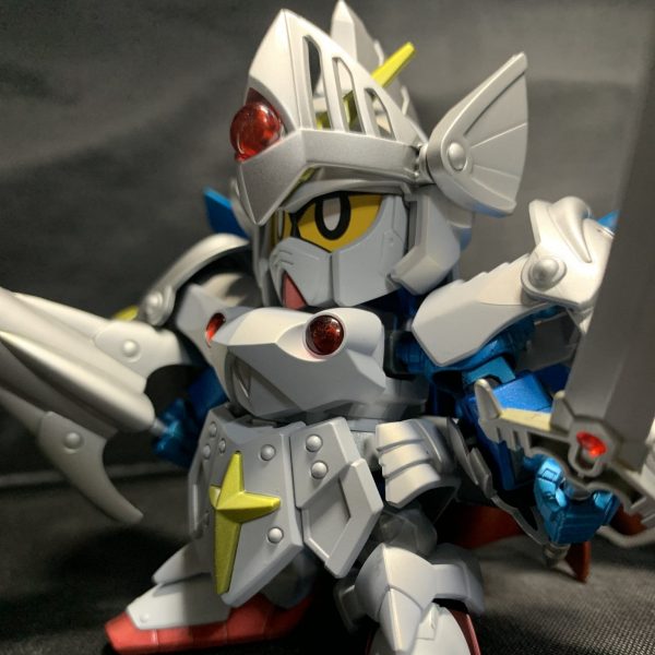 バーサル騎士ガンダム（つや消しメタリックカラー）