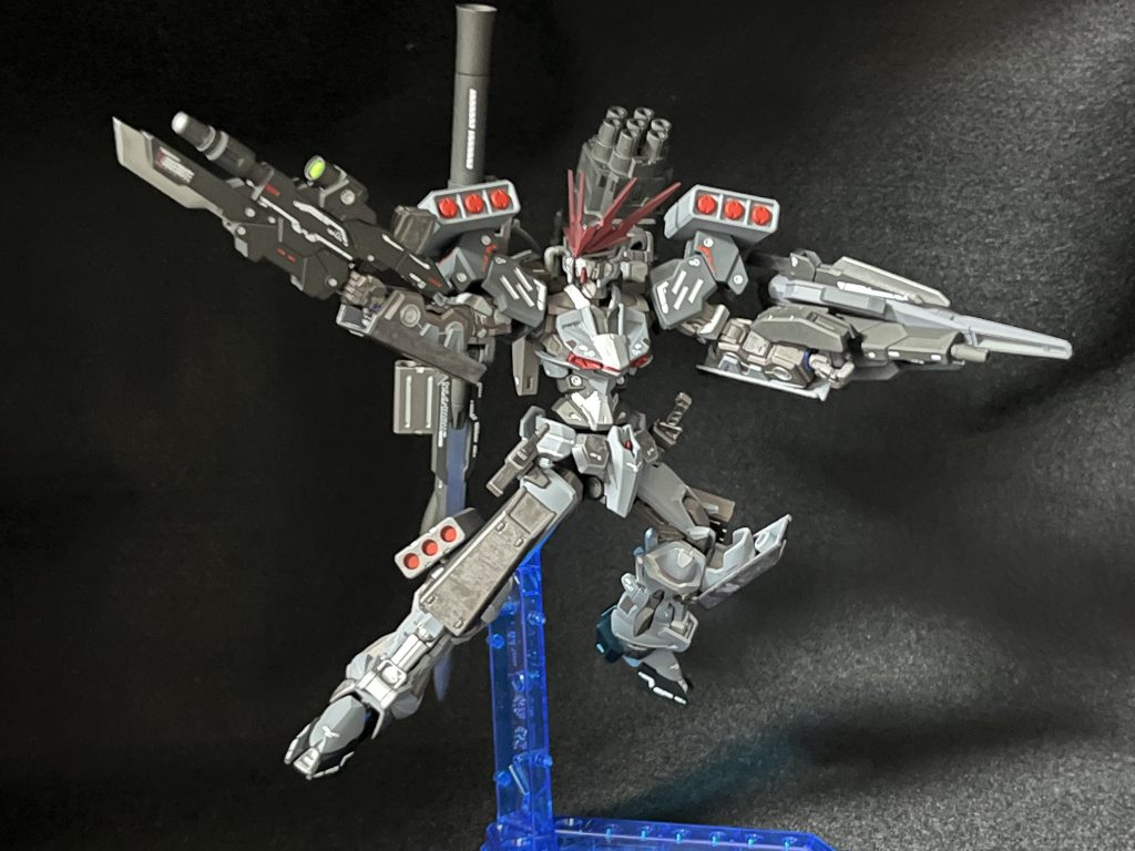 ・SEED撃ち一応SEED関連機ということで、SEED撃ちのポーズも。