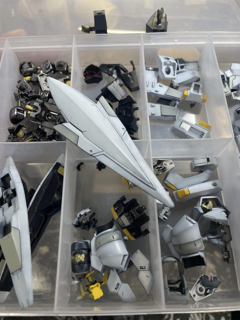 何気にシールドが一番大変でした_:(´ཀ`」 ∠):欠損?した部分を作るのが超面倒w