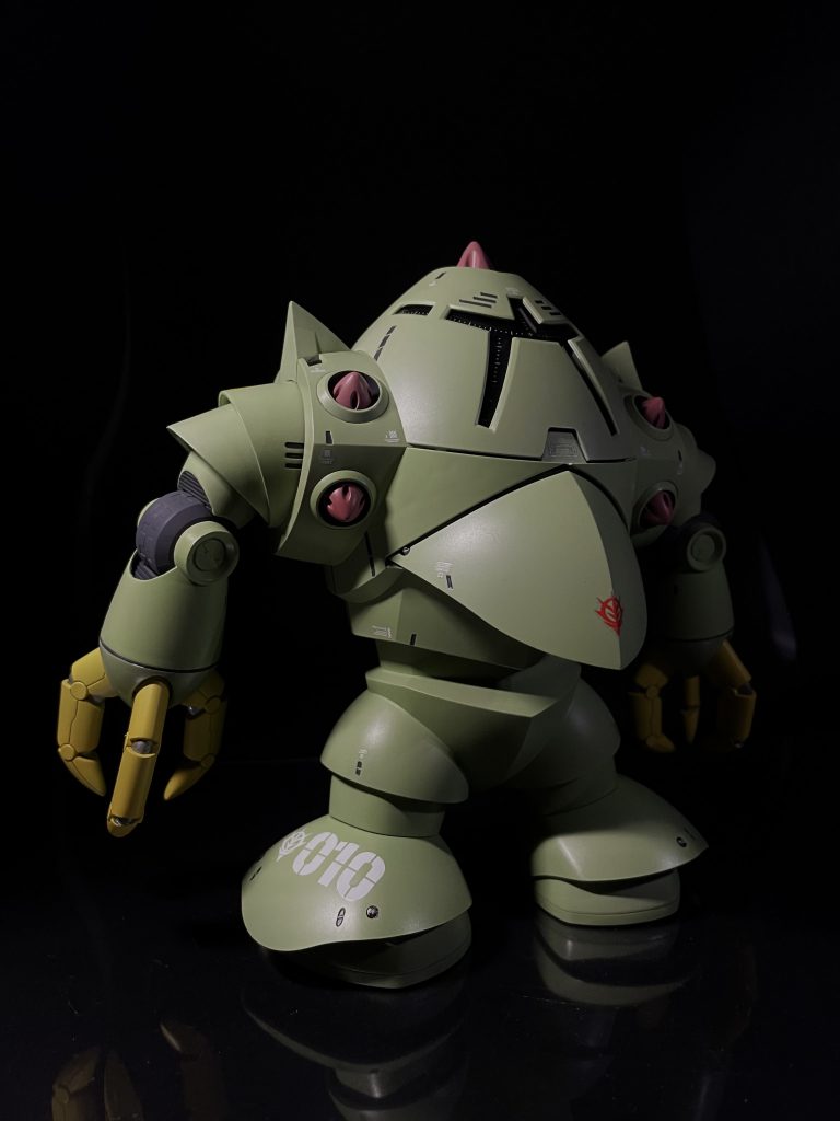 バックショット。表裏一体なのでこっちも正面かw