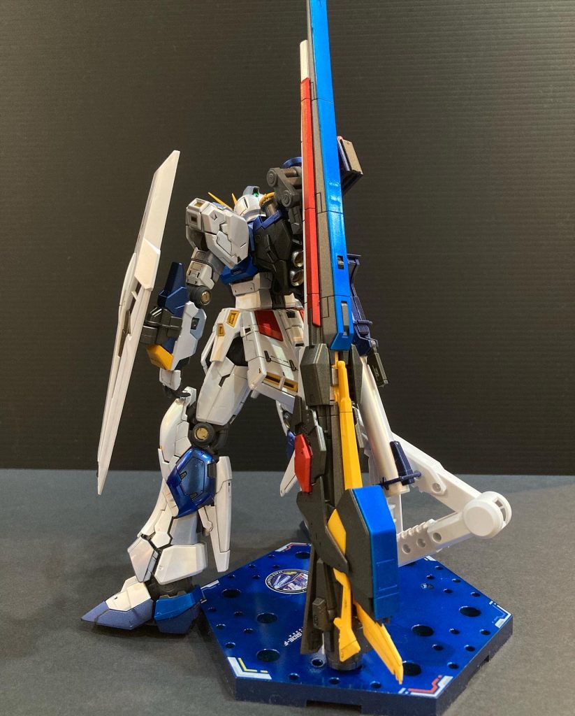 後ろからも撮ってみました。ララポートの駐車場から眺めた光景を思い出します。