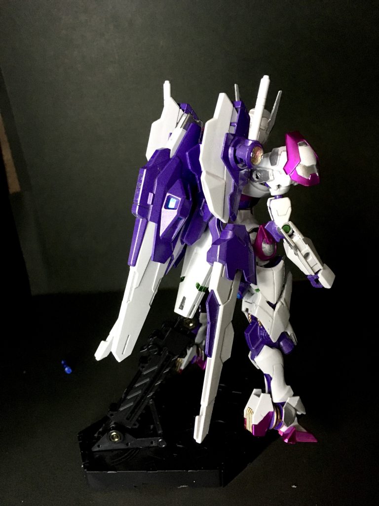 はいっ。スポット収まります。ちなみにガンもスポッと入ります。