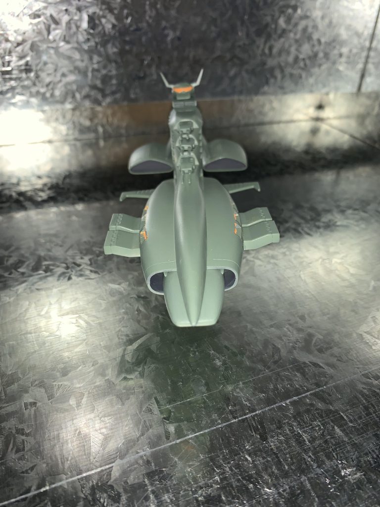 仮組み正面。なんか歪んで見える。完成写真はページ最初の方です。