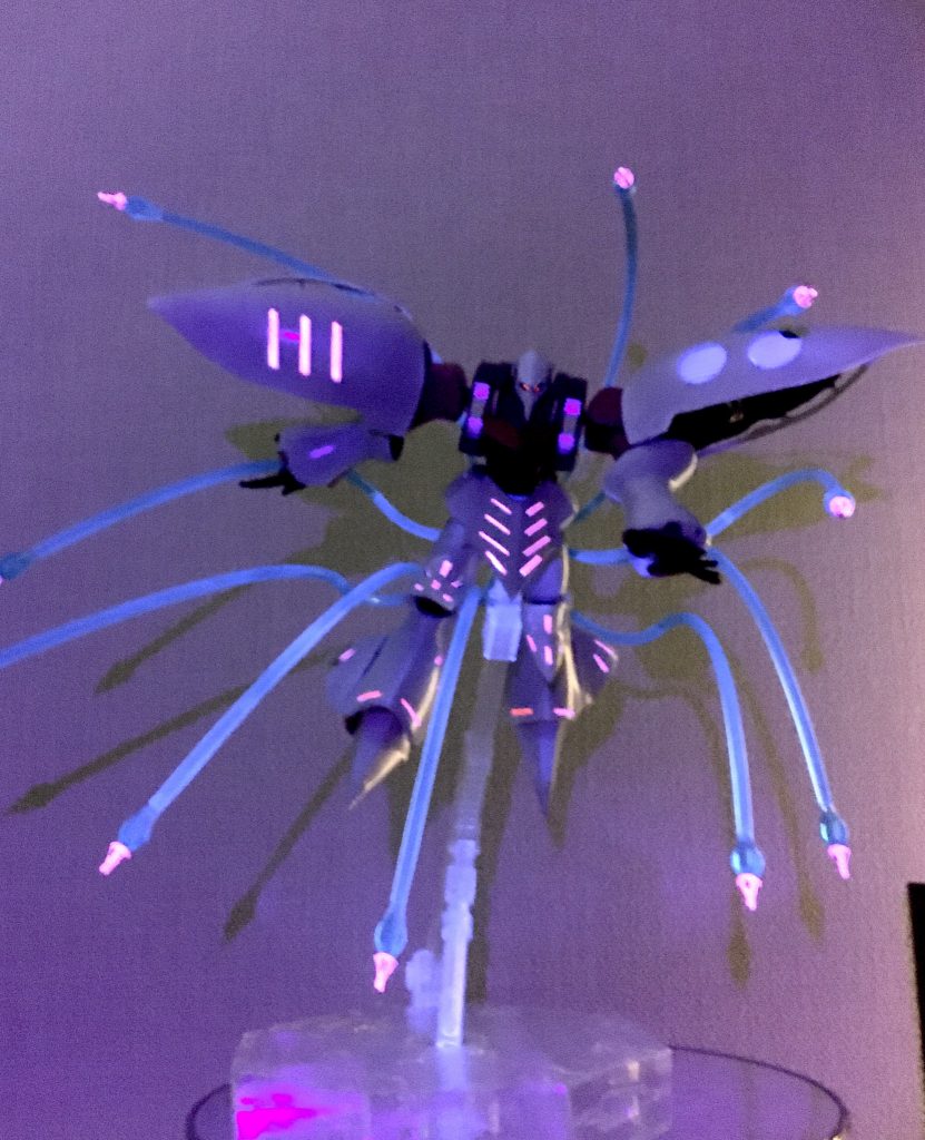 エフェクトキッドがデカいので、どっちが主役か難しいですね。