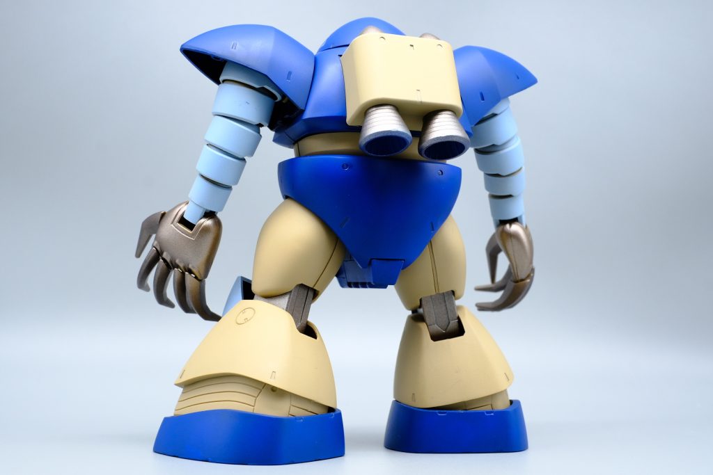 背中はデカールさぼりがち