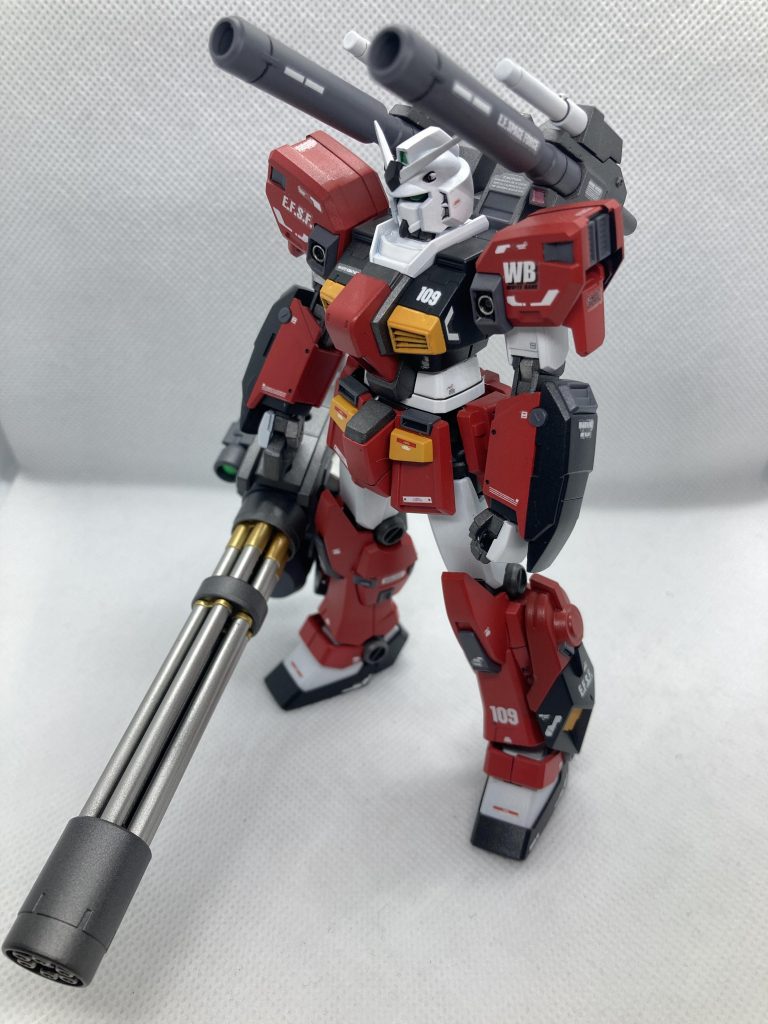 ハヤトくんのガンタンクのポップミサイルからの勝手なイメージでジャイアントガトリング。ジャイアントガトリングの塗装も頑張ってみました。