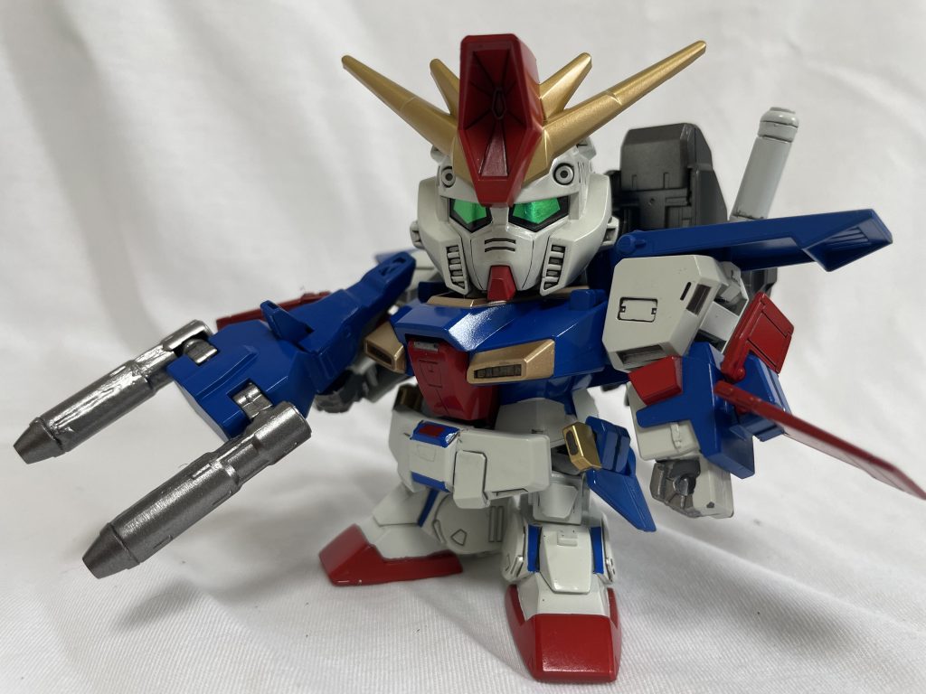 子供の時はマッシブなデザインが好きじゃなかったのですが、歳を重ねるとその格好良さに気がつきました。