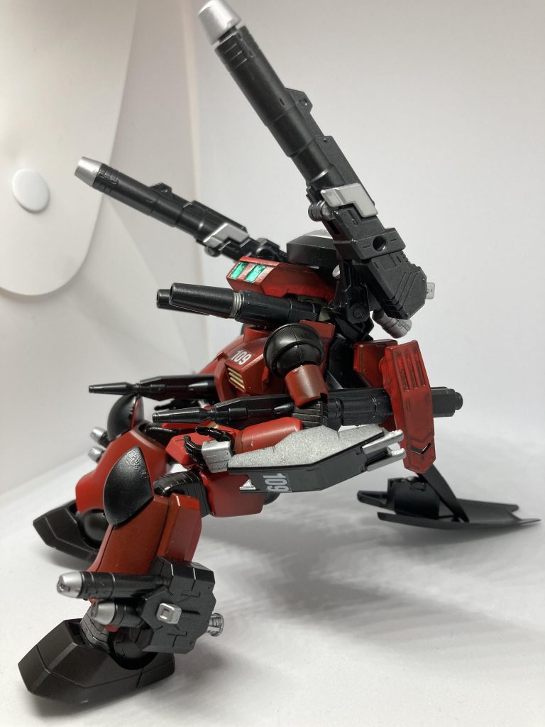 砲撃形態　側面