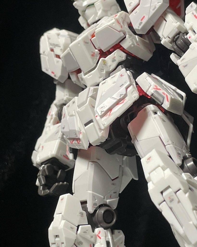 一枚一枚が本当に小さい。そして多い。