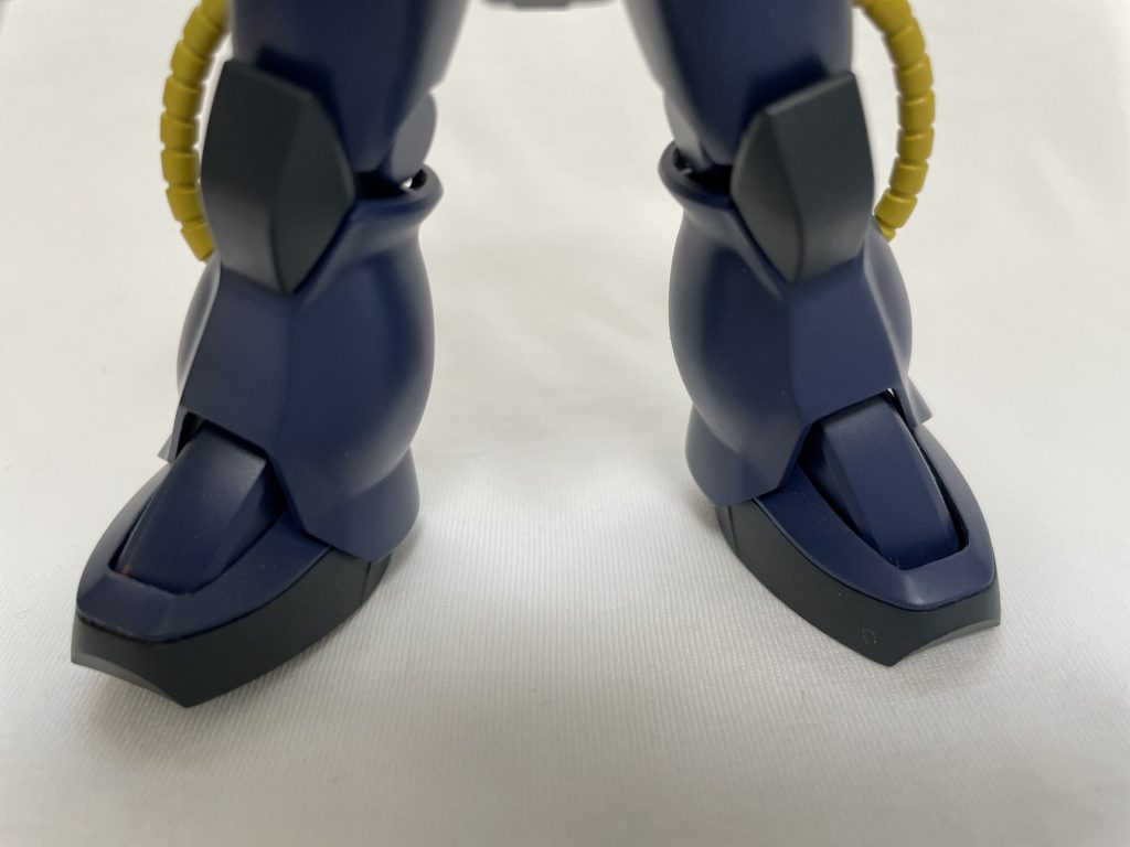 お馴染みの足の甲も改修して可動域を増やしてます。