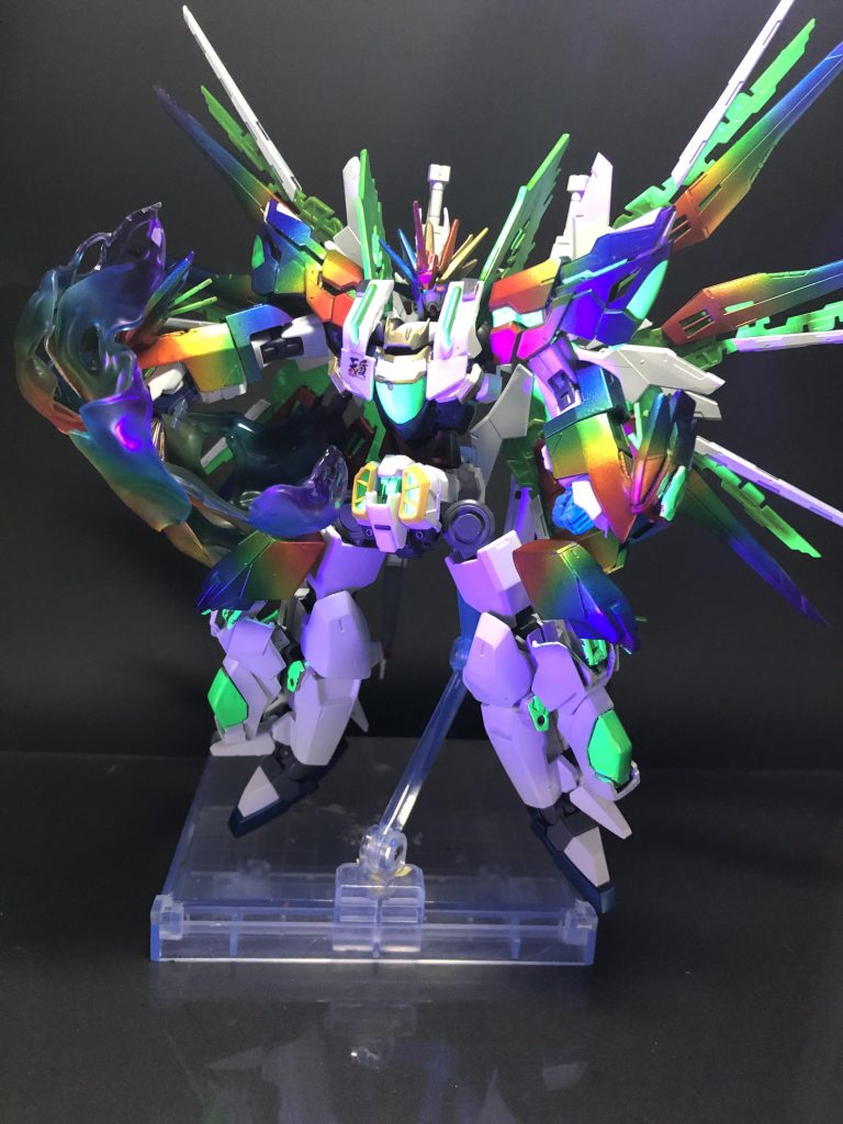 アーマー展開するとこんな感じです。作ったの前すぎてよく覚えてないんですけど確か足のギミックあんまり満足してなかったんで次作り直す時は足何とかしたいですね〜