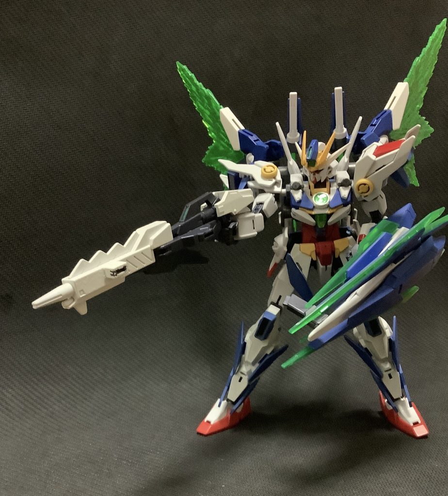 追加部装としてジェミニバスターライフルを装備。取り回しは悪いが高威力。機動戦を優先する場合は砲身を外しコアスプレーガンで戦うさらにクァンタのGNシールドをオプション装備ソードビットを内蔵