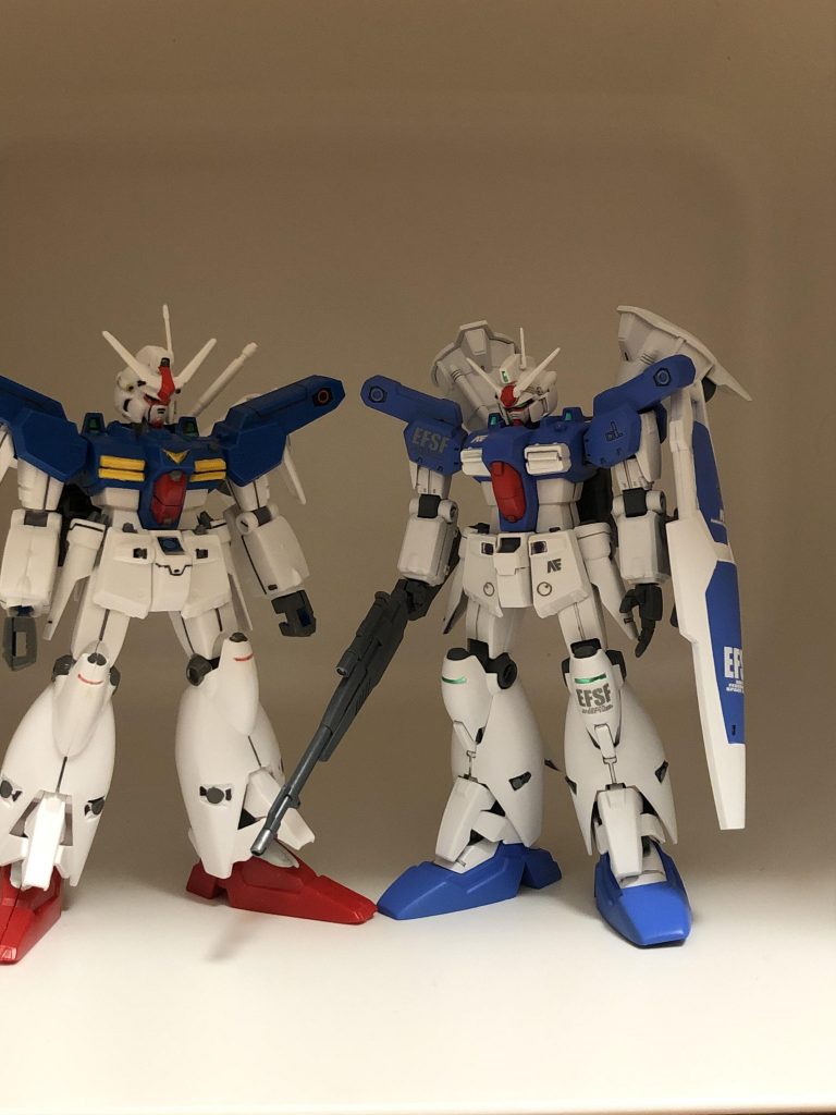 大昔、中学生時代に制作した旧キットとのツーショットです。