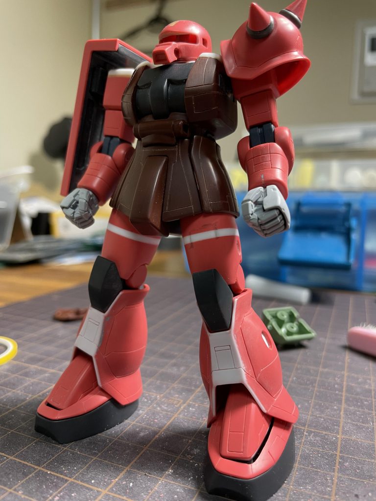 スジボリ途中の工作過程です。