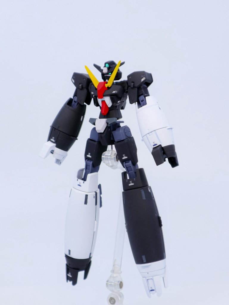 ジェミニドッペルバックウェポンがガンダムに変形した姿。