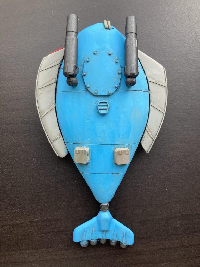 キャノンとインテークはHGUCガンキャノンより。四角いパーツはたぶんMGガンダムのもの。