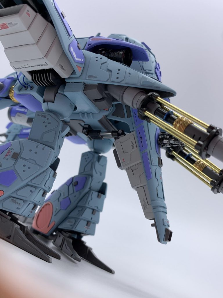 バインダー下部、プロペラントタンクは作り直しています。