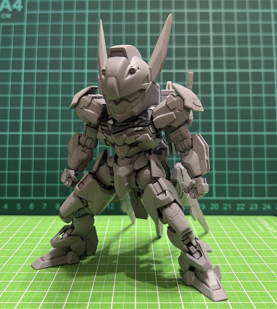 歪な所を修正してもう一度サフ直しきれていませんが塗装とデカールでカバーするつもりでこのまま塗装に入りました。