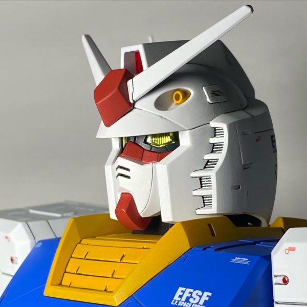 メガサイズ　ガンダム