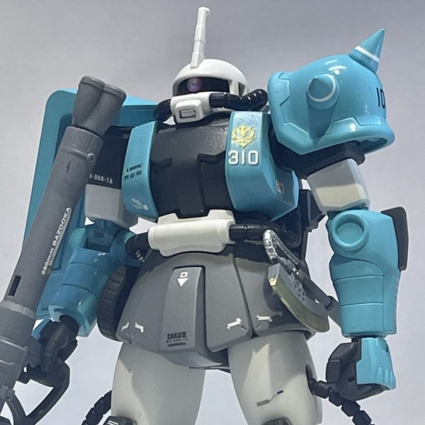 ユーマ・ライトニング専用ザクⅡ