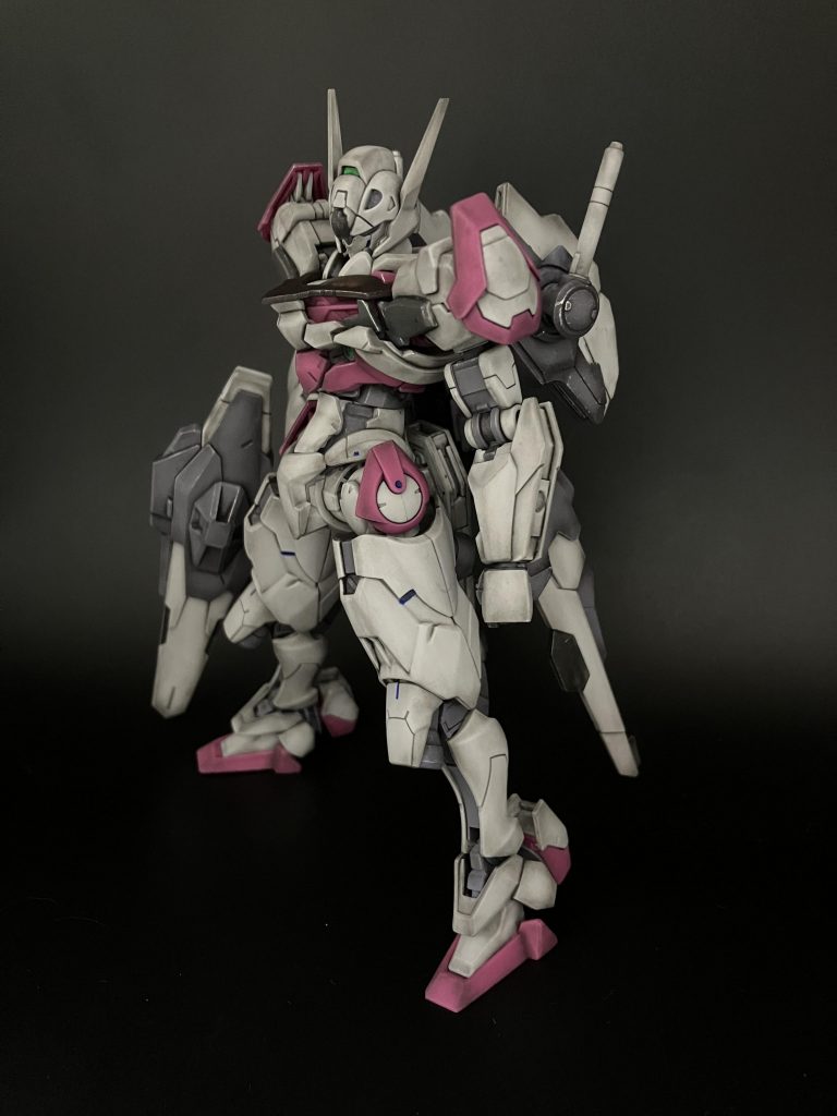 ポージング。素立ちとあまりかわらない←